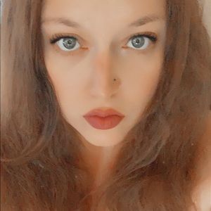 Meet your Posher, Lindsey